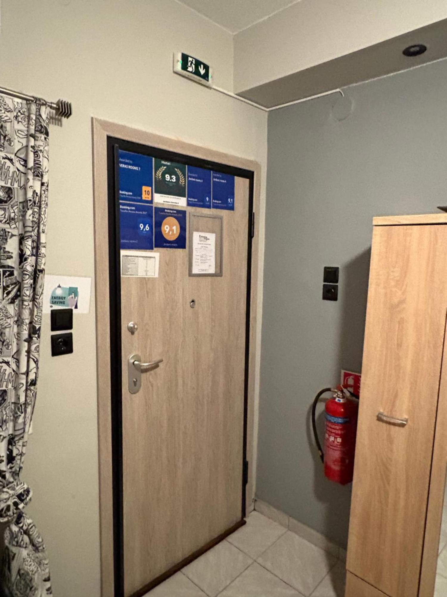 Jordans Room 11 テッサロニキ エクステリア 写真